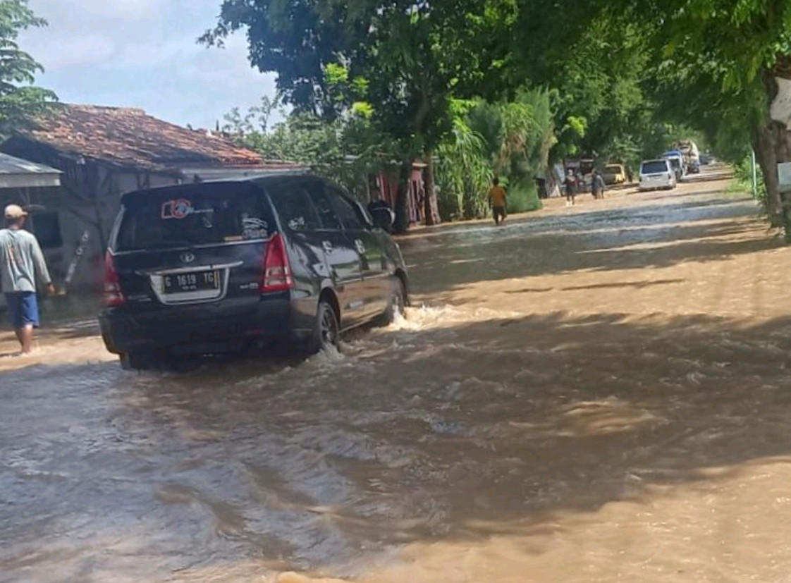 Banjir Luapan Sungai Pemali Brebes